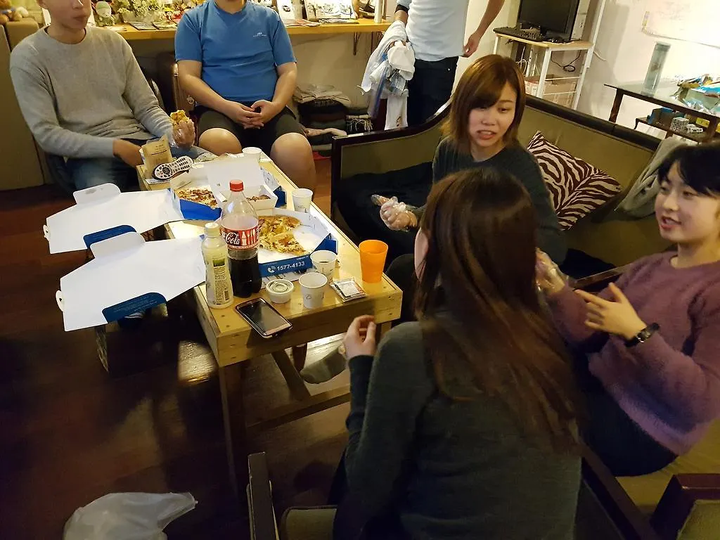 Hostel Comeinn Guesthouse Hongdae - Female Only Seoul South Korea