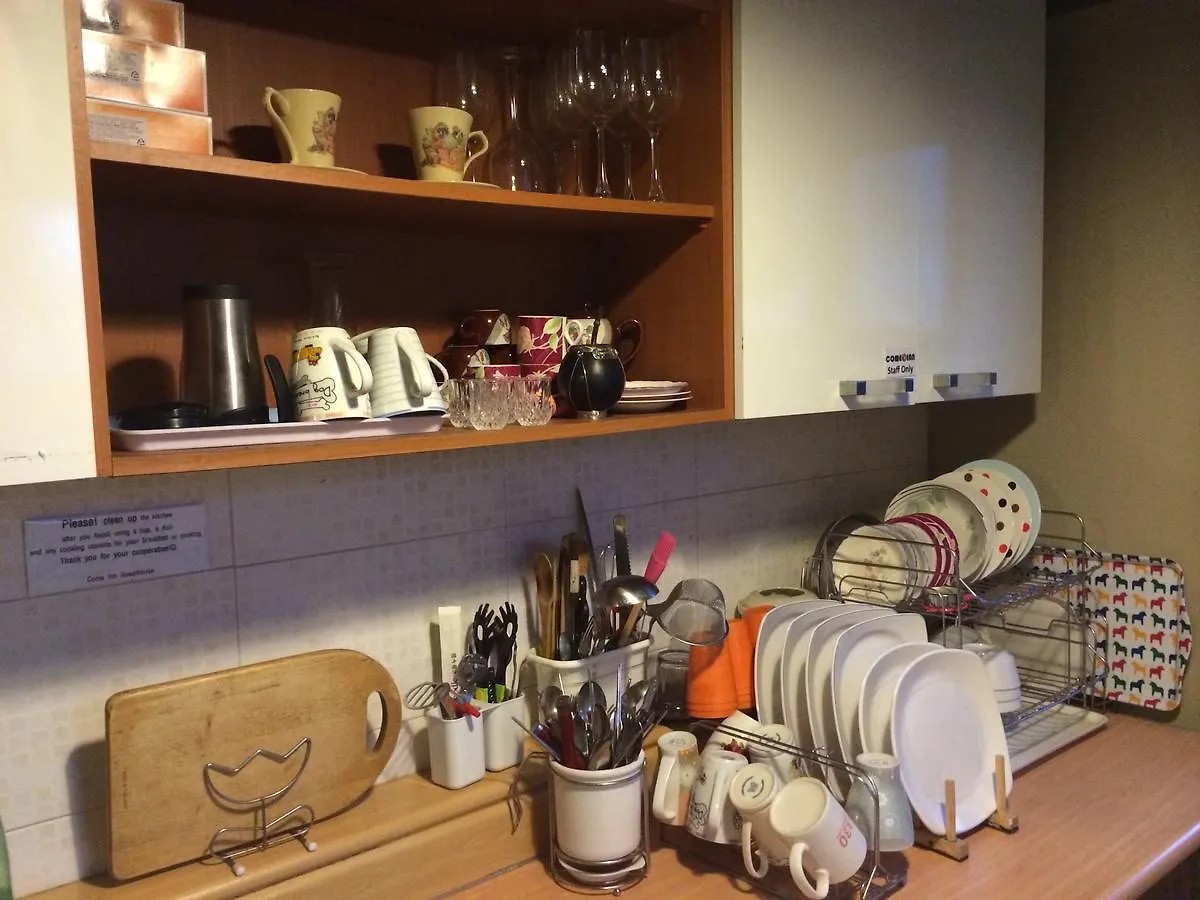Comeinn Guesthouse Hongdae - Female Only Seoul Hostel